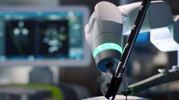Close up view of the Mazor X 3-D imaging system used to view the bones of the spine before orthopedic surgery.